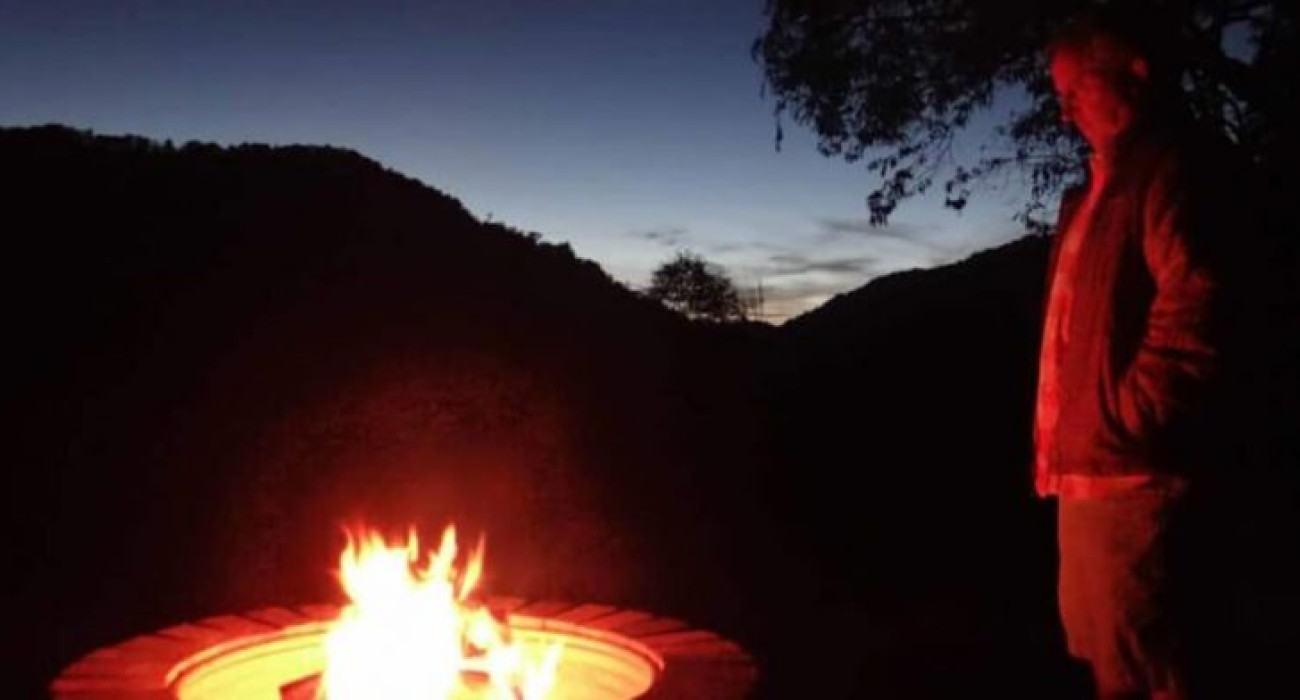 fire-pit-at-Smoky-Mountain-resort-780x392